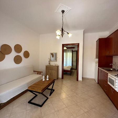 Nisos Family Apartments Geni  Exterior photo
