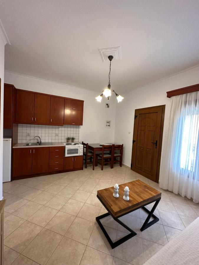 Nisos Family Apartments Geni  Exterior photo