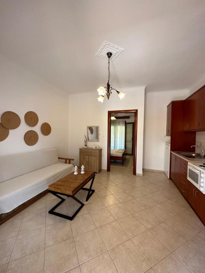 Nisos Family Apartments Geni  Exterior photo